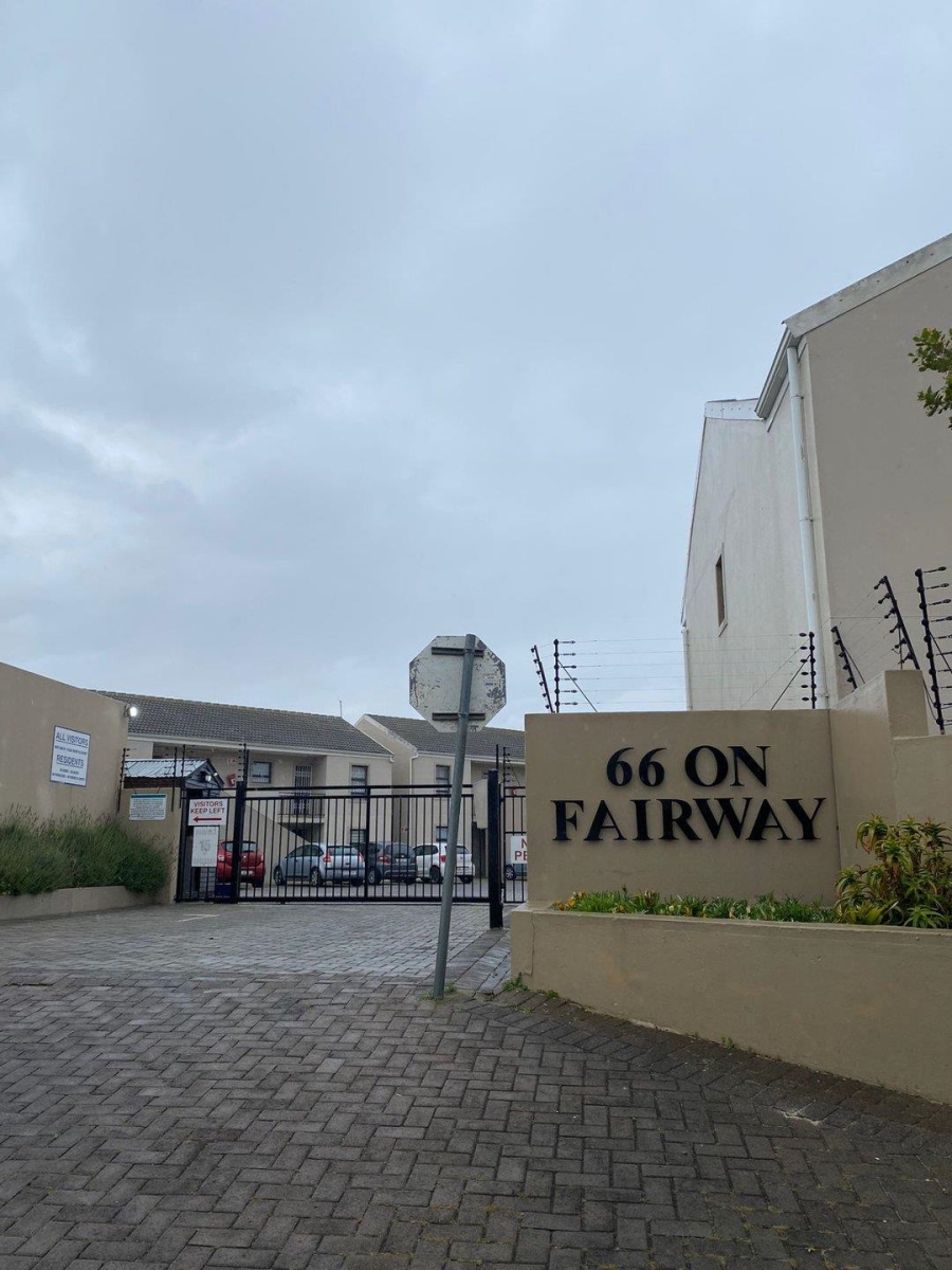 2 Bedroom Property for Sale in Fairview Golf Estate Western Cape